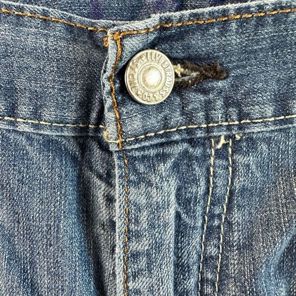 EUC Vintage Men’s Levi’s Jeans - Picture 3 of 9